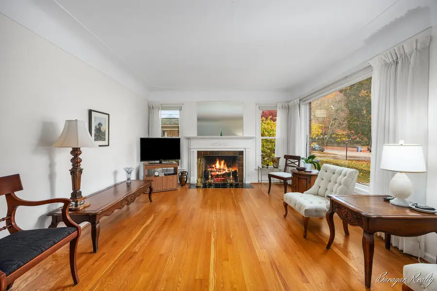 2723 Oakwood Avenue Ne, Grand Rapids, MI 49505 - Image #2