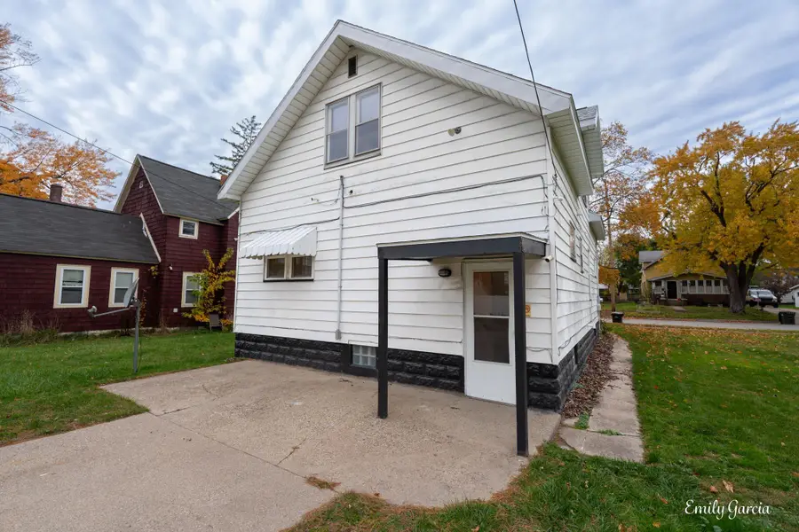 1151 W Dale Avenue, Muskegon, MI 49441 - Image #3