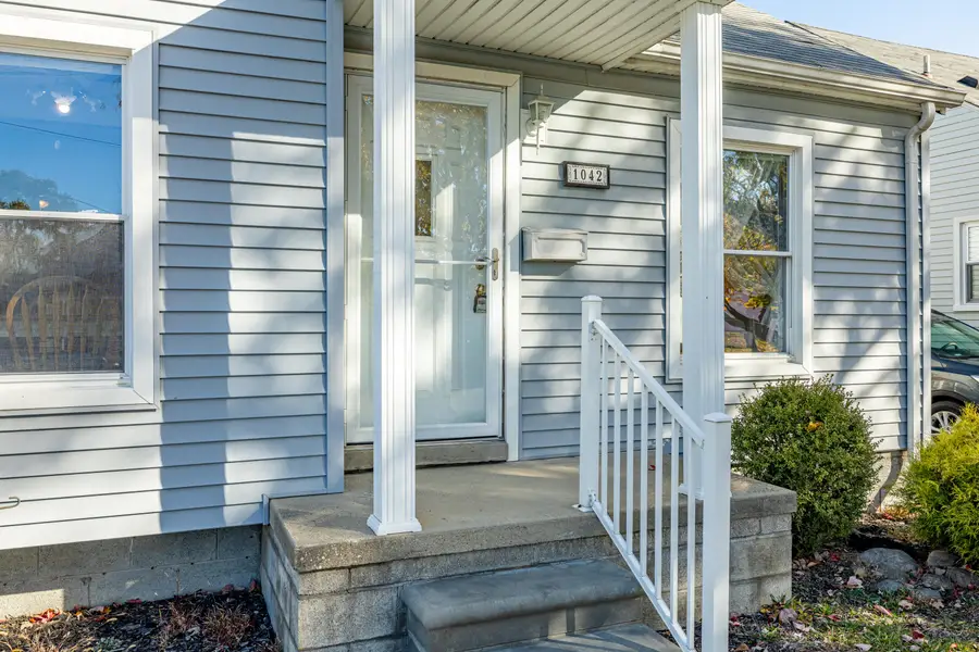 1042 Champaign Road, Lincoln Park, MI 48146 - Image #2
