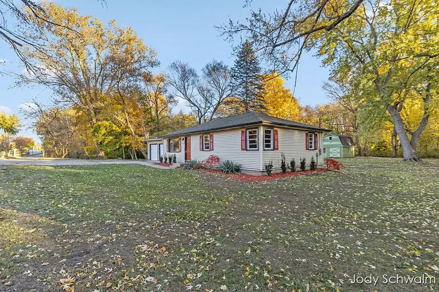 434 Riley Street, Holland, MI 49424 - Image #2