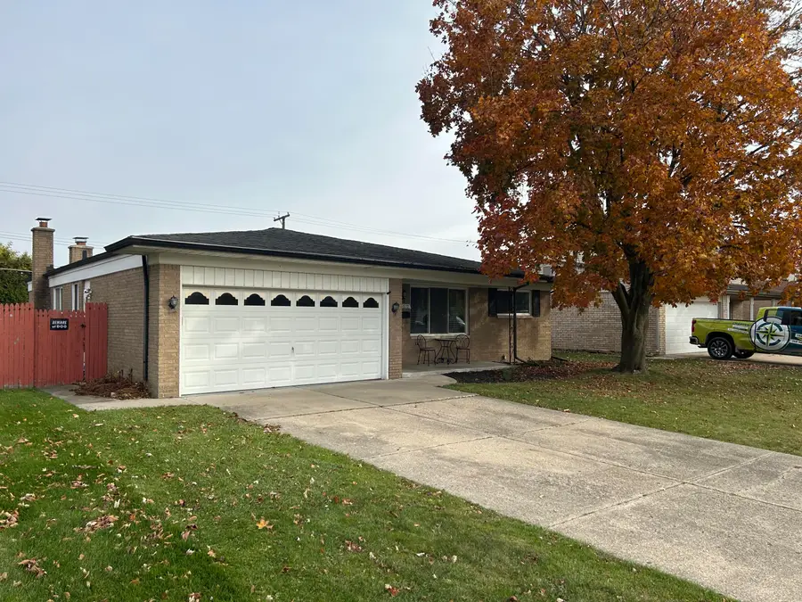 36870 Lodge Drive, Sterling Heights, MI 48312 - Image #3