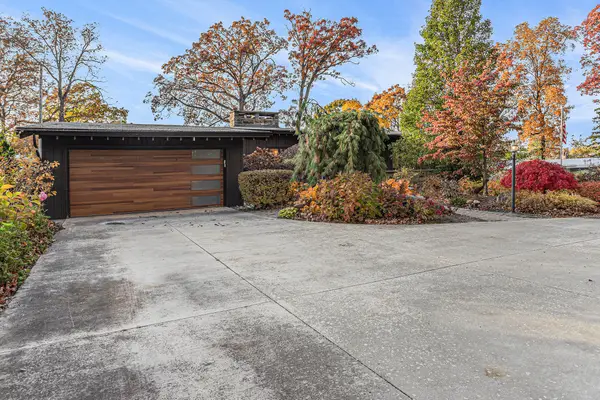 8 Hiawatha Drive, Battle Creek, MI 49015