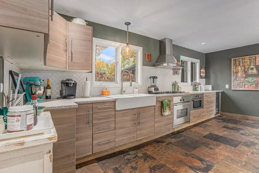 8 Hiawatha Drive, Battle Creek, MI 49015 - Image #3