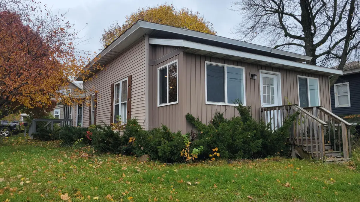 726 N Lafayette Street, Greenville, MI 48838 - Image #1