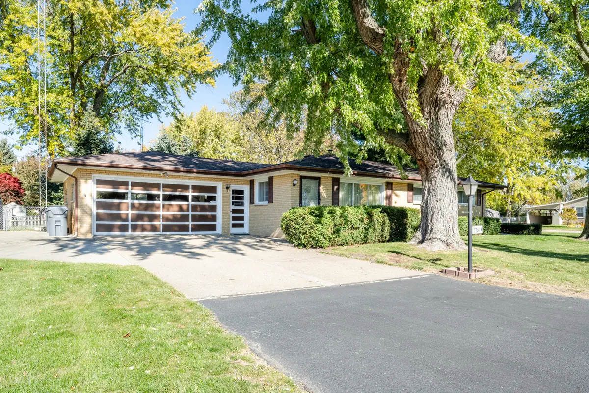 2781 N Trail Lane, Saint Joseph, MI 49085 - Image #1