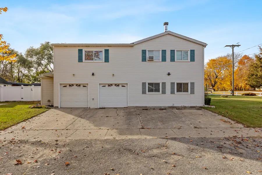 715 W Main Street, Middleville, MI 49333 - Image #2