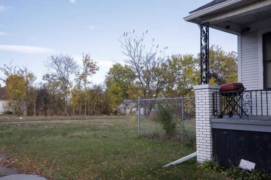 13582 Shields Street, Hamtramck, MI 48212 - Image #2