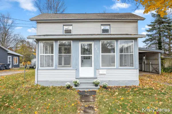 225 E Franklin Street, Otsego, MI 49078