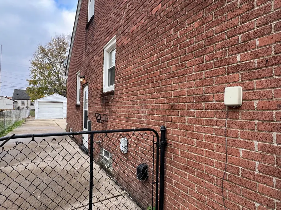 844 Harrison Boulevard, Lincoln Park, MI 48146 - Image #2