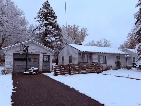 515 East Street, Jonesville, MI 49250