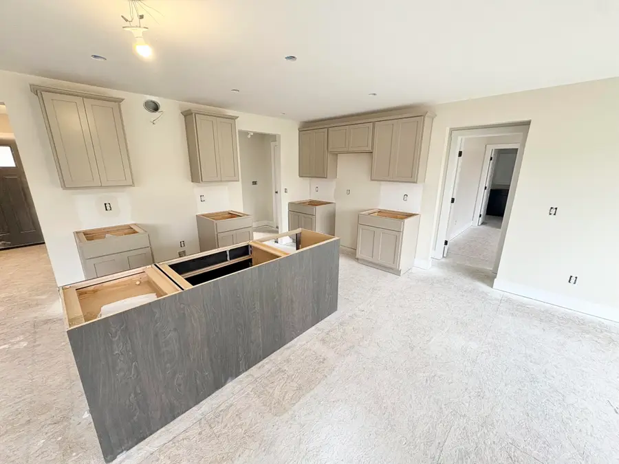 5949 Valley Point Drive Se, Caledonia, MI 49316 - Image #3