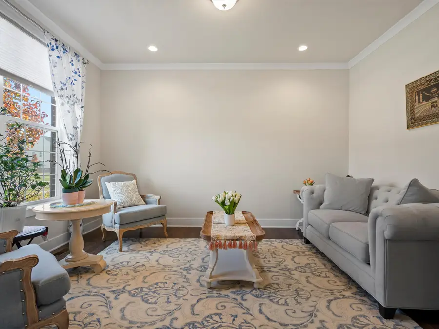 400 Blossom Drive, Ann Arbor, MI 48103 - Image #3