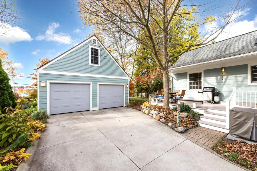 125 Fairview Drive, Ann Arbor, MI 48103 - Image #2