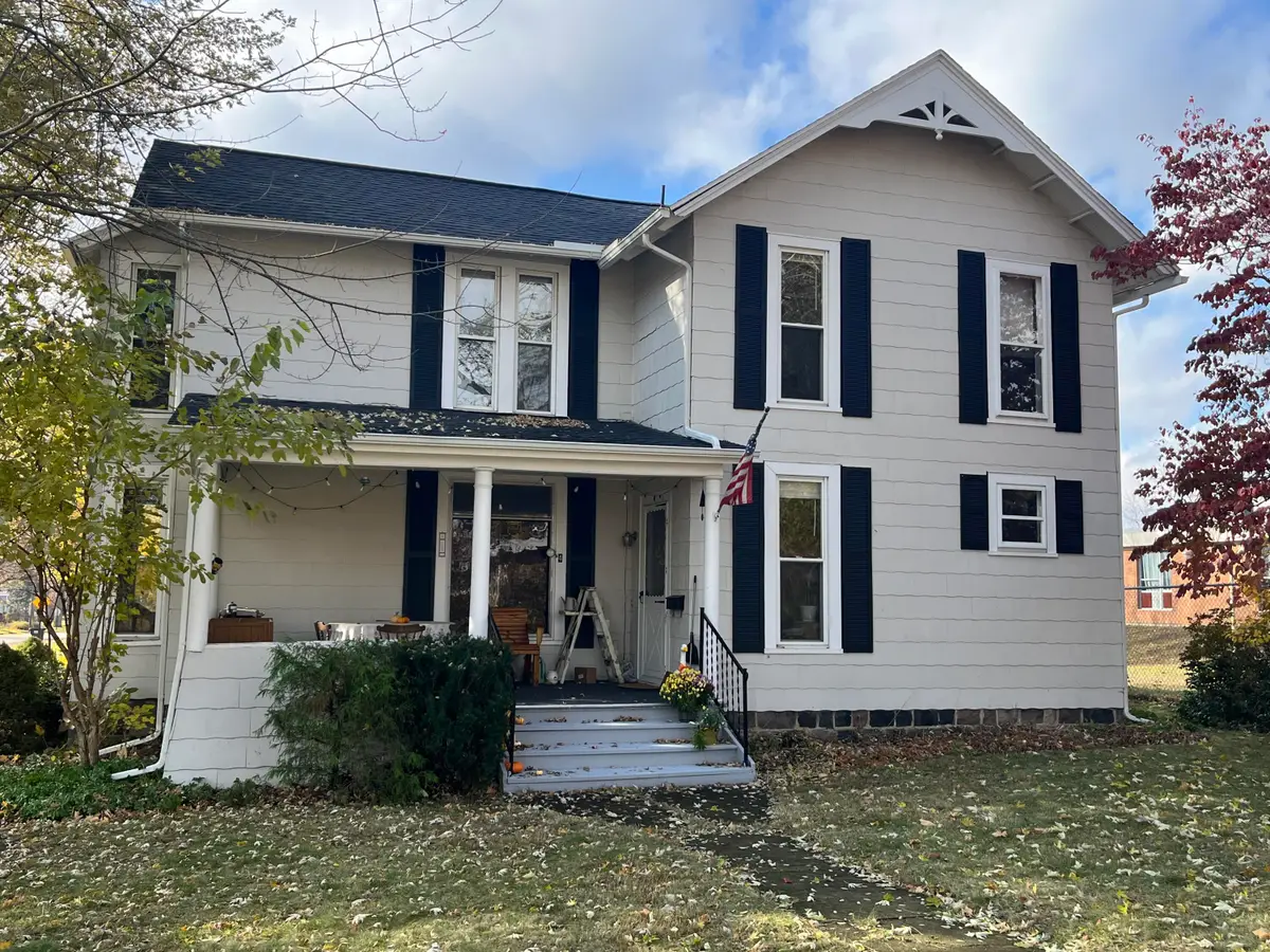 4 N West Street, Hillsdale, MI 49242 - Image #1