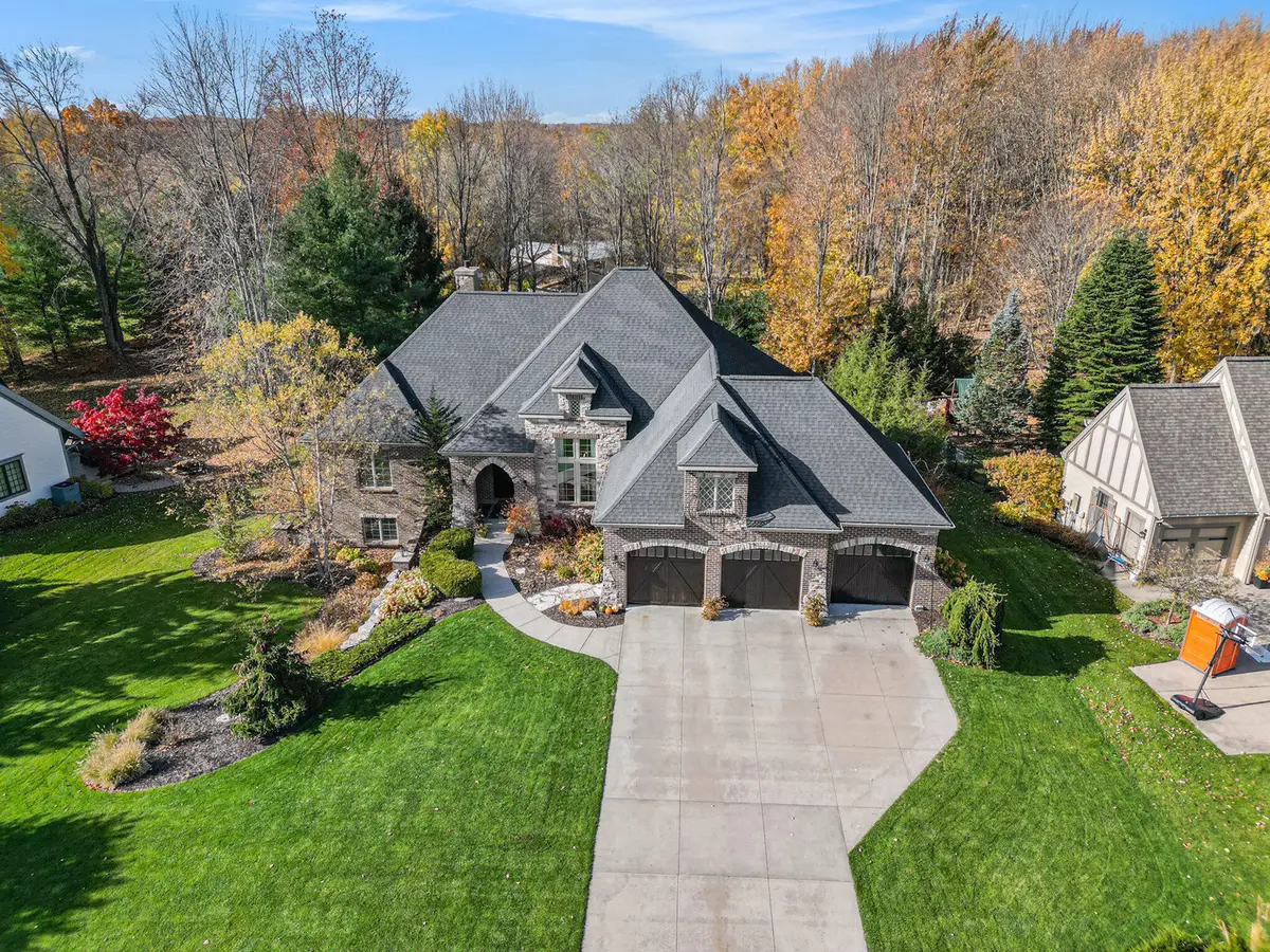 5808 Manchester Hills Drive Se, Grand Rapids, MI 49546 - Image #1