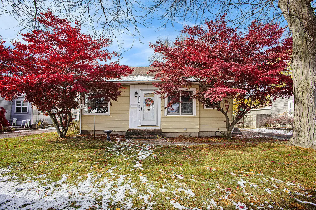2867 Sharon Avenue Sw, Wyoming, MI 49519 - Image #1