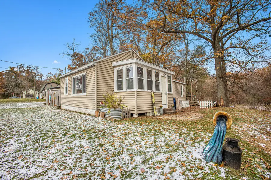 1162 S Barnes Road, Muskegon, MI 49442 - Image #3