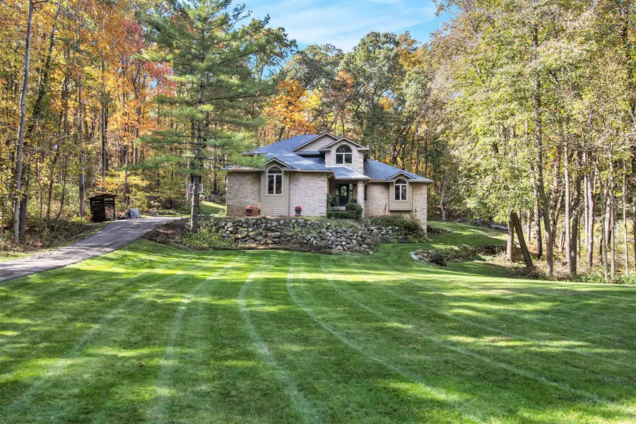 13566 S Rainbow Drive, Gregory, MI 48137 - Image #3