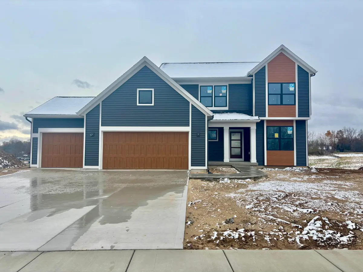 8318 Kettle Hill Court Se, Alto, MI 49302 - Image #1