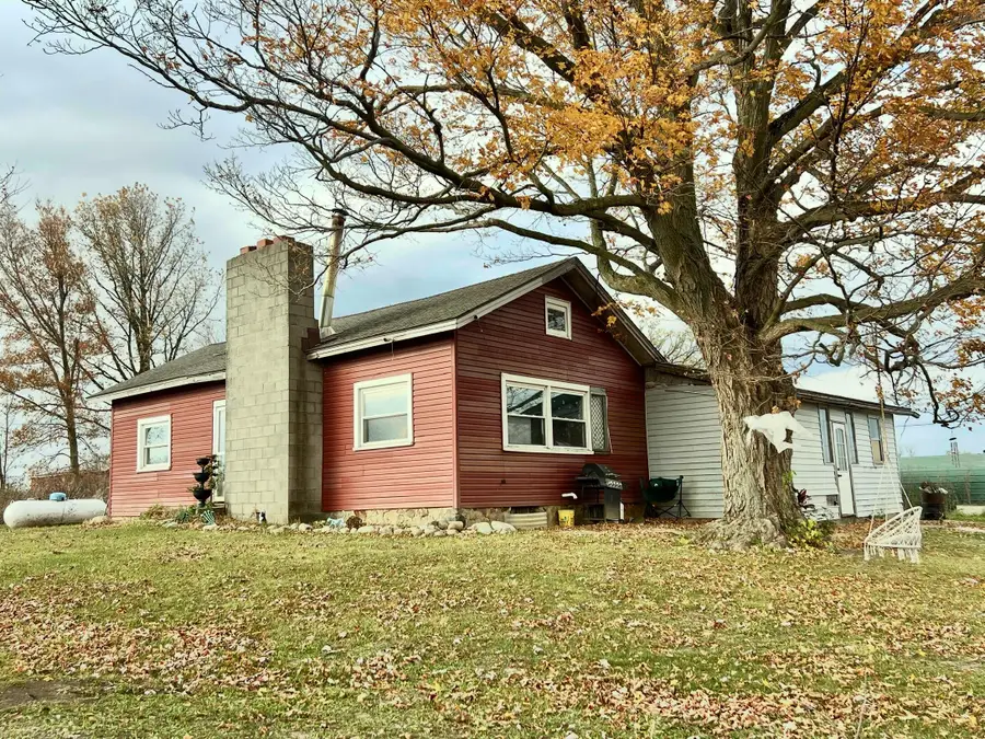 3240 E Reading Road E, Osseo, MI 49266 - Image #2