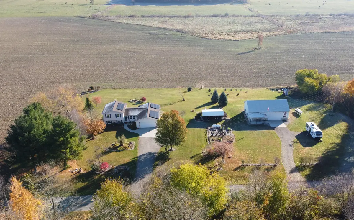 16029 S 33rd Street, Vicksburg, MI 49097 - Image #1