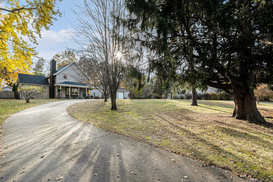 816 E Melendy Street, Ludington, MI 49431 - Image #2