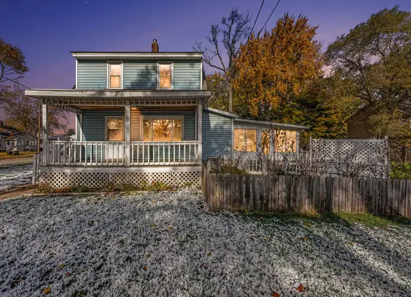 55 39th Street Sw, Wyoming, MI 49548