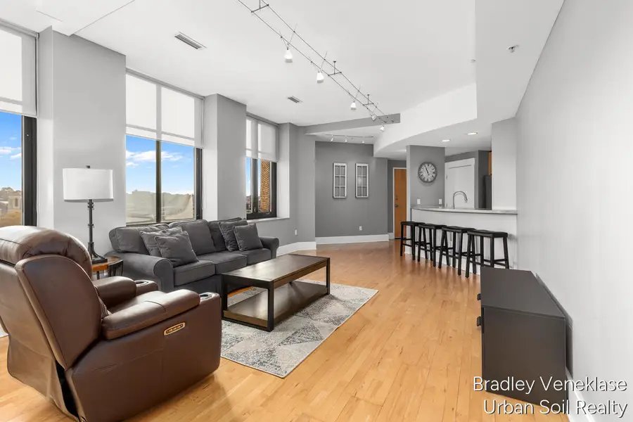 60 Monroe Center Street Nw #Suite 7D, Grand Rapids, MI 49503 - Image #2