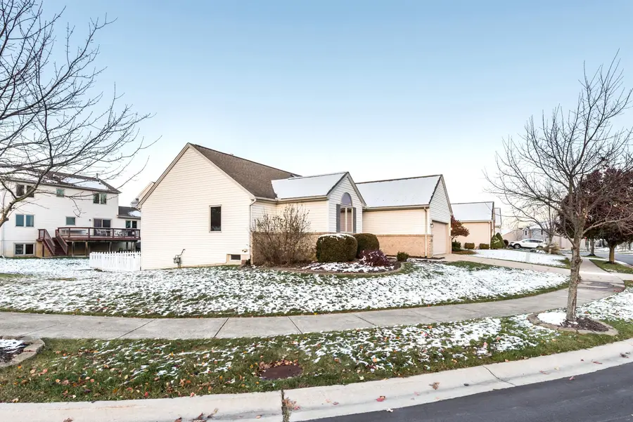 514 Coventry Circle, Dexter, MI 48130 - Image #2