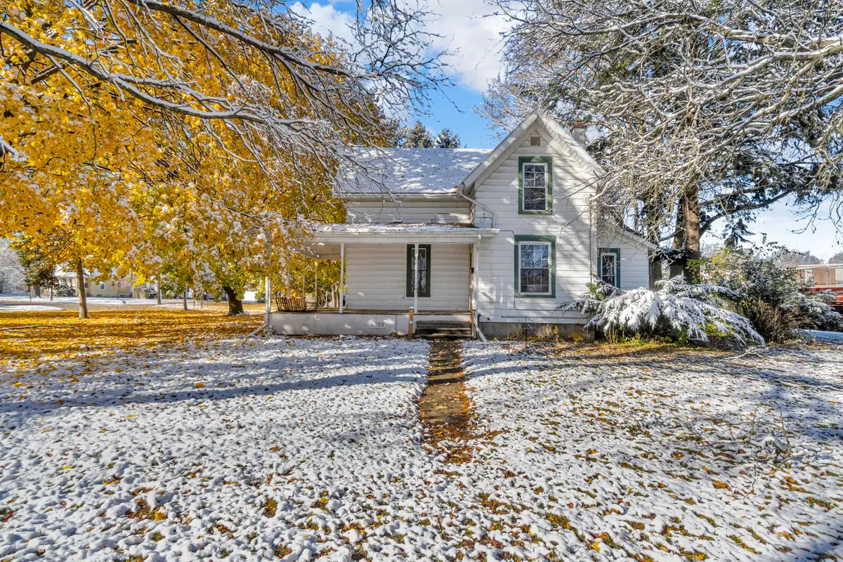 902 Fleming Avenue, Jackson, MI 49202 - Image #1