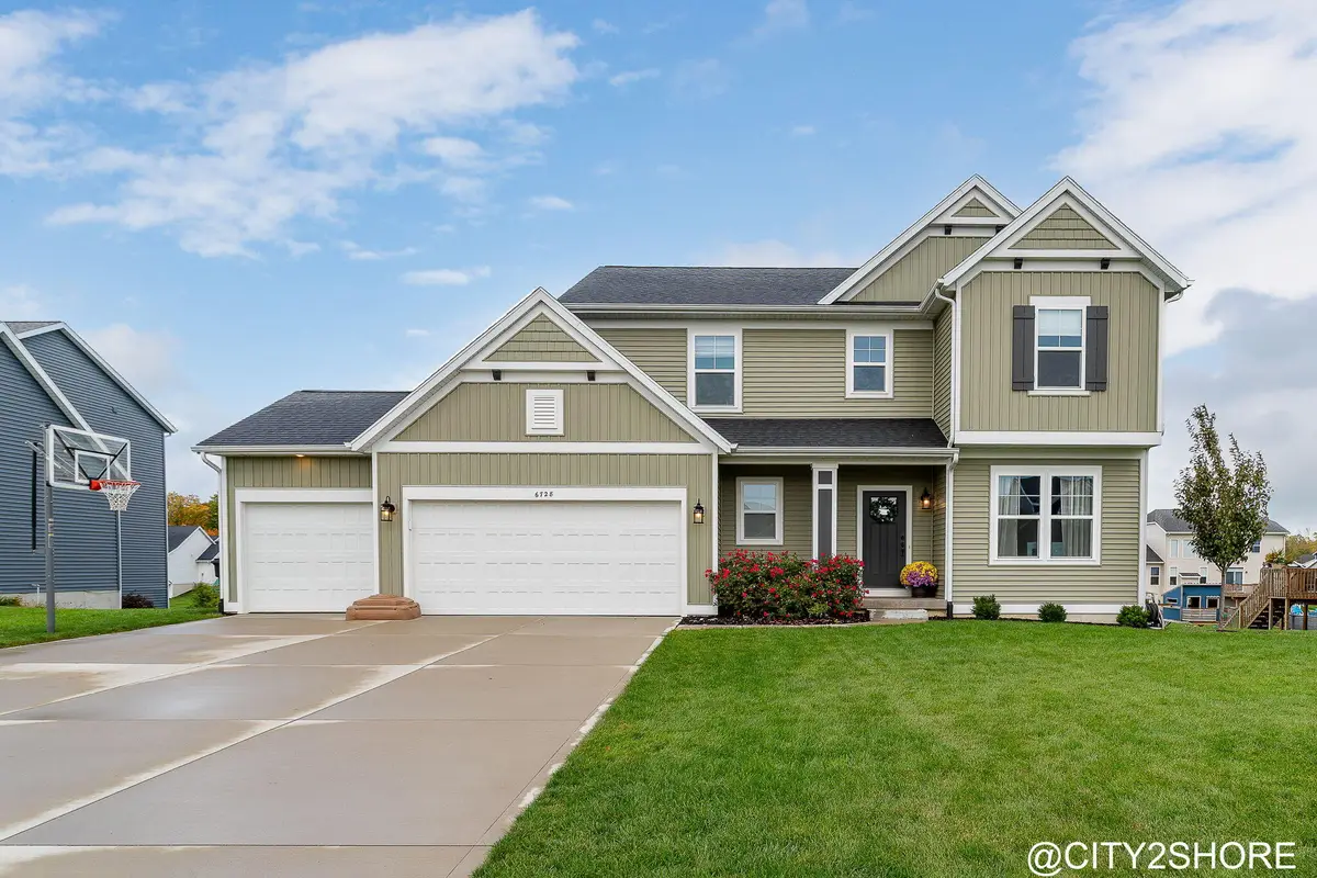 6728 Arlene Drive, Hudsonville, MI 49426 - Image #1