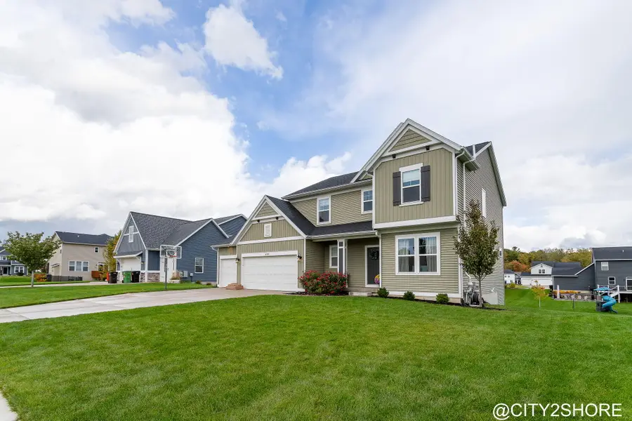 6728 Arlene Drive, Hudsonville, MI 49426 - Image #2