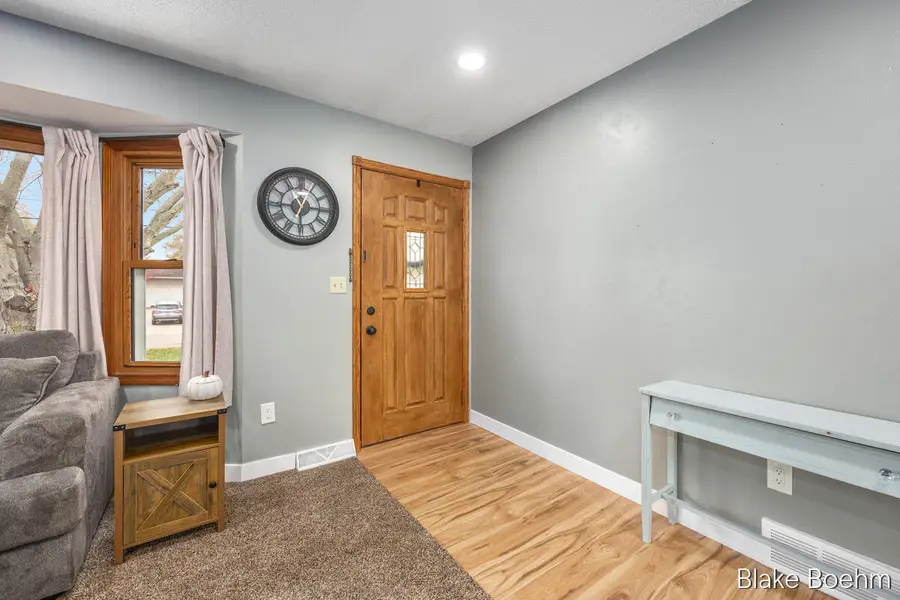 640 Summerset Drive, Jenison, MI 49428 - Image #3