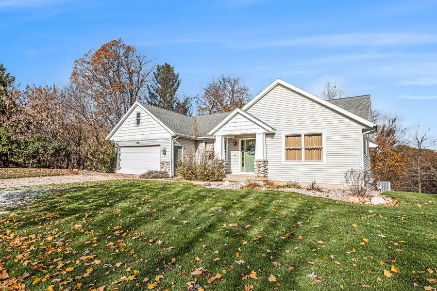 164 Glen Carin Drive Ne, Rockford, MI 49341 - Image #2