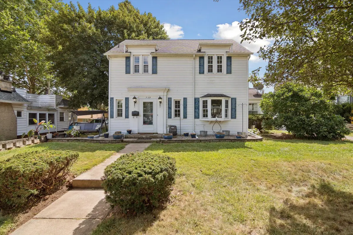 739 Beverly Park Place, Jackson, MI 49203 - Image #1