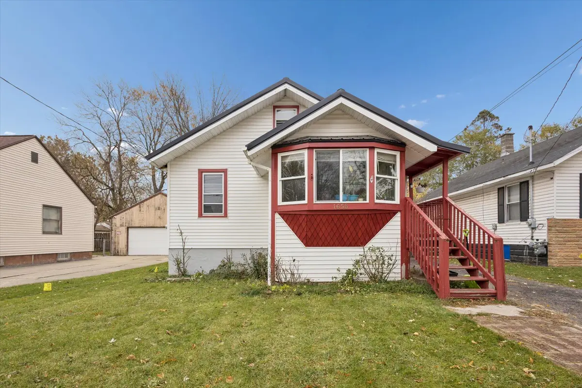 1658 Federal Avenue Sw, Wyoming, MI 49509 - Image #1