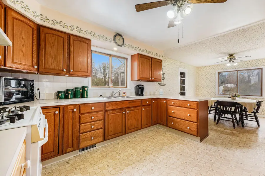 5514 E Paris Avenue Se, Grand Rapids, MI 49512 - Image #3