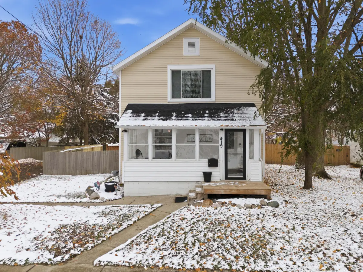 419 E Vine Street, Vicksburg, MI 49097 - Image #1