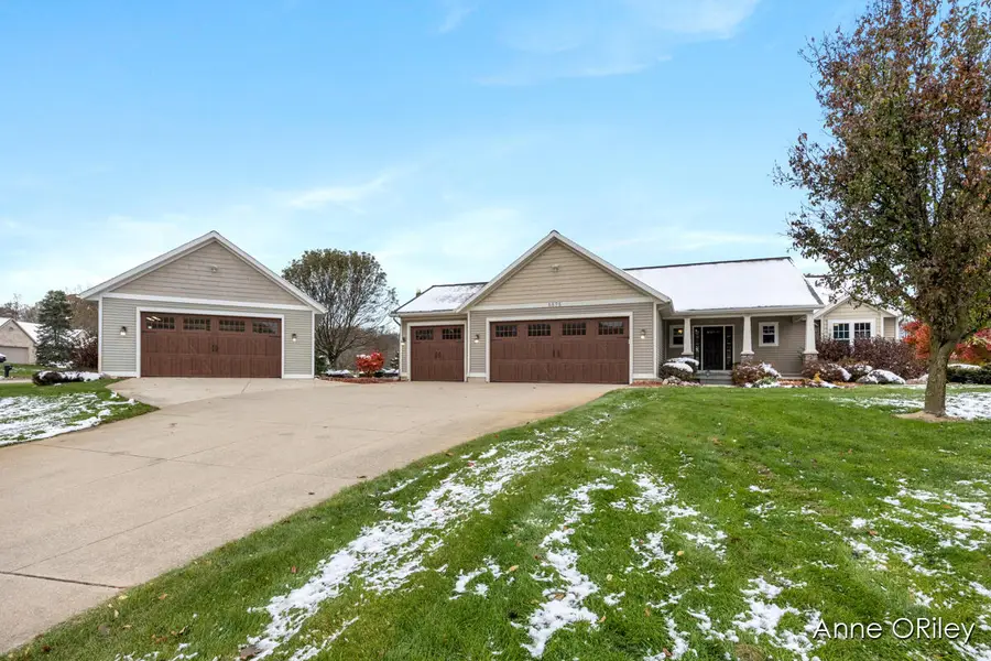 5575 Creekridge Drive, Middleville, MI 49333 - Image #2