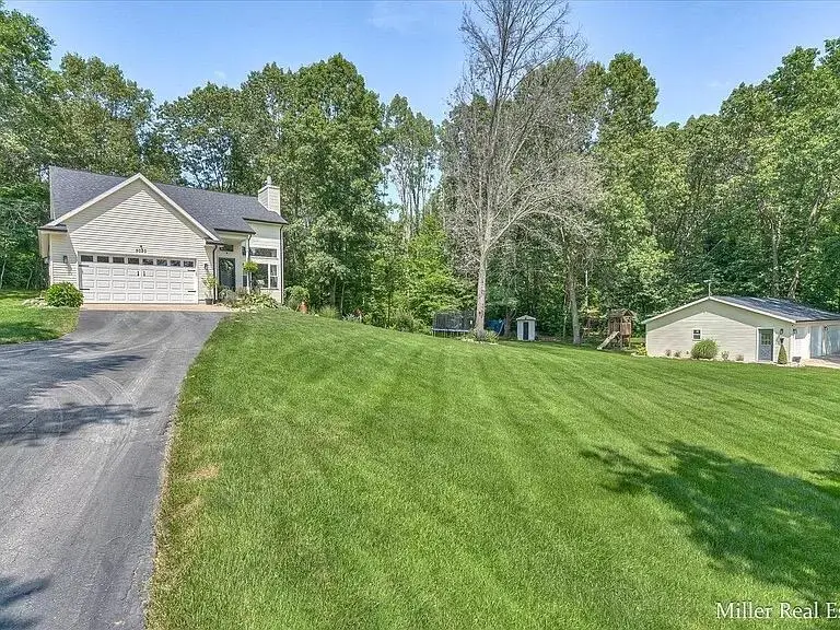 5020 Rountree Drive, Middleville, MI 49333 - Image #2