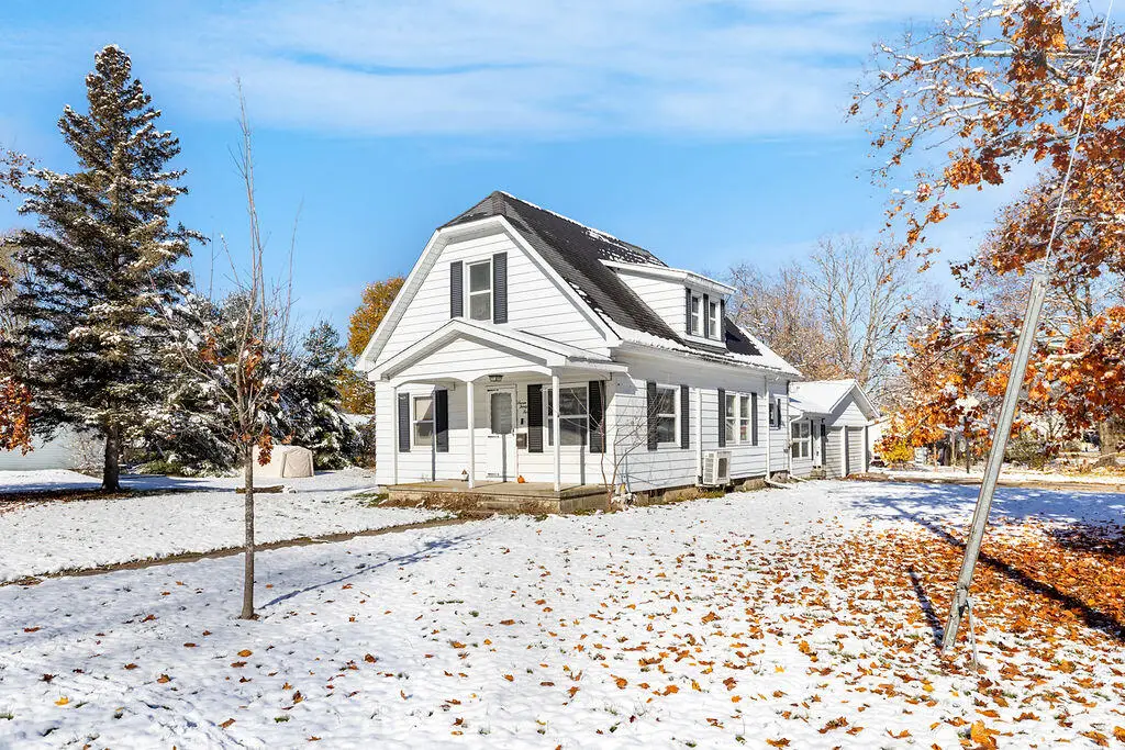 735 E Marshall Street, Hastings, MI 49058 - Image #1