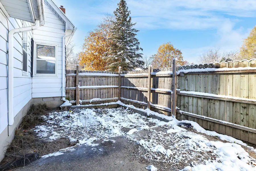 735 E Marshall Street, Hastings, MI 49058 - Image #3