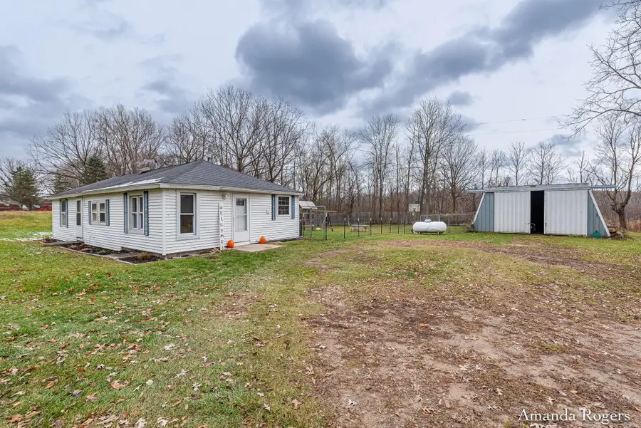 5281 W Bluewater Highway, Saranac, MI 48881 - Image #3