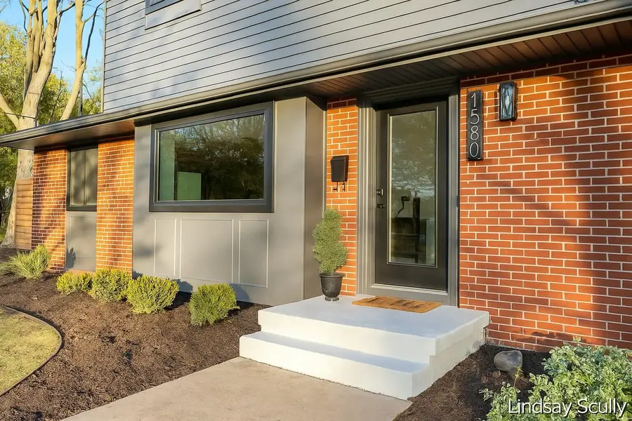 1560 Eastlawn Road Se, Grand Rapids, MI 49506 - Image #2