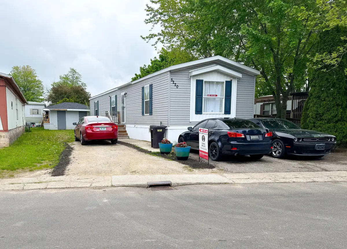 5220 Village Drive Sw, Wyoming, MI 49509 - Image #1