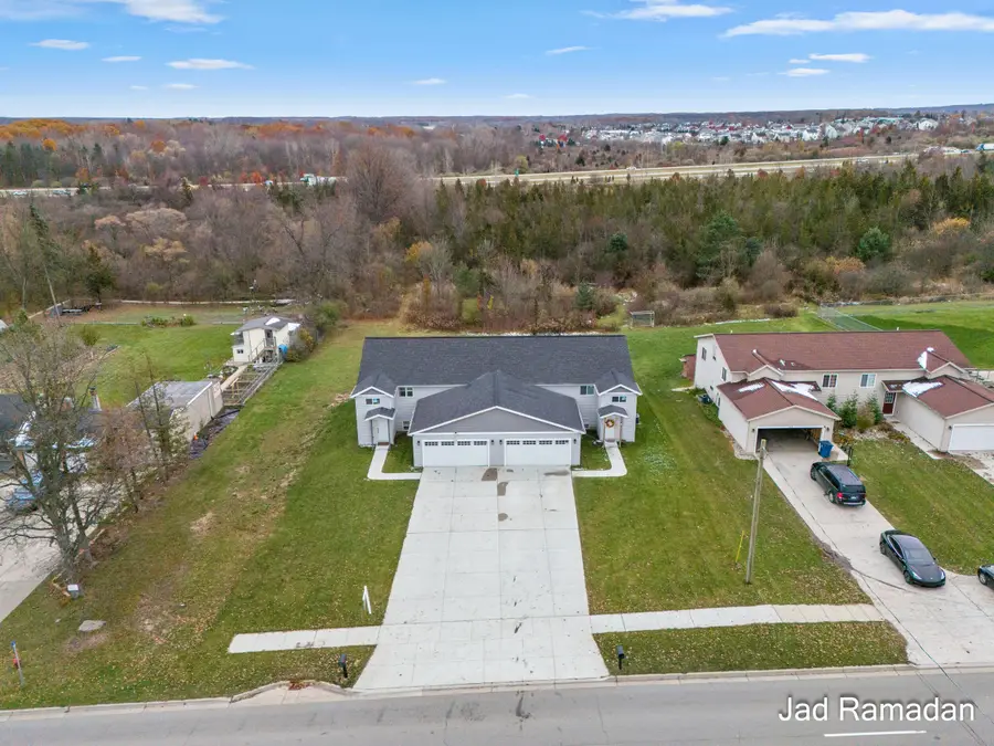 2656-2658 60th Street Se, Wyoming, MI 49508 - Image #2