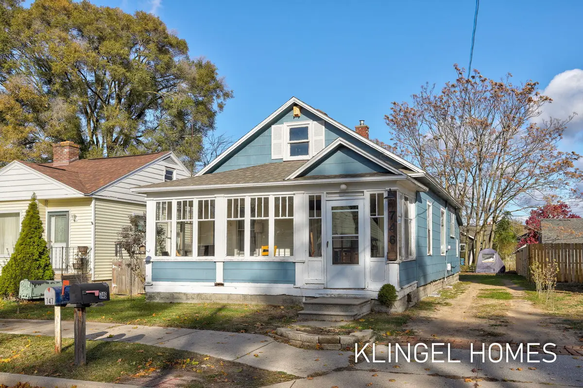 746 Lyman Avenue, Muskegon, MI 49441 - Image #1