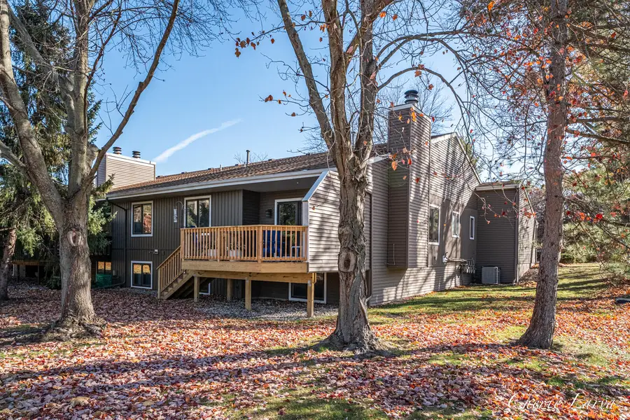 6615 Bella Vista Drive Ne, Rockford, MI 49341 - Image #2