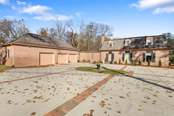 1818 Greenbriar Drive, Portage, MI 49024