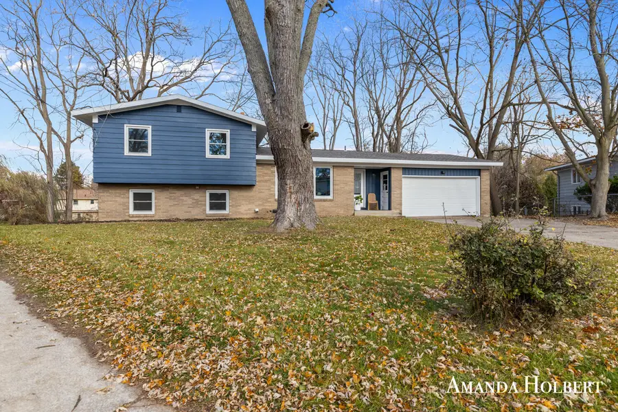 5106 Bridle Creek Court Se, Grand Rapids, MI 49508 - Image #2